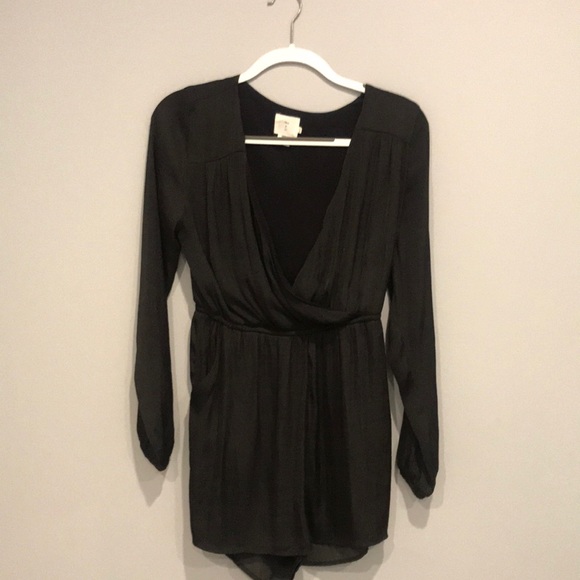 Satin romper - Picture 2 of 3